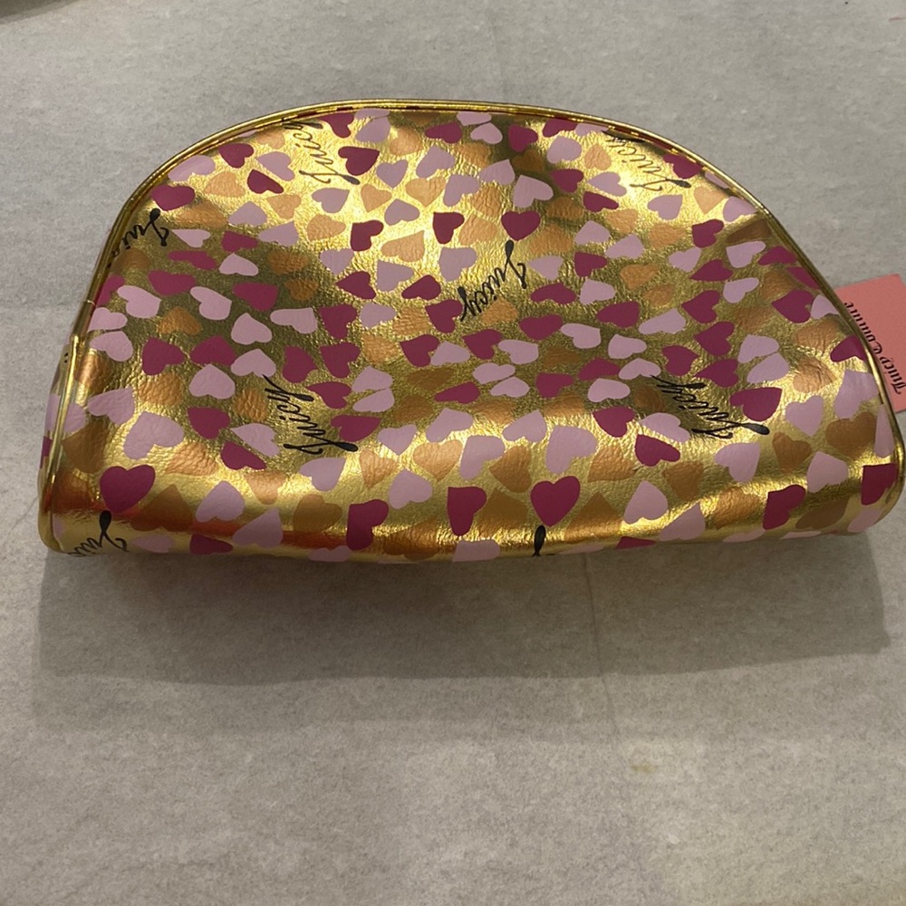 NWT Juicy Couture makeup bag
